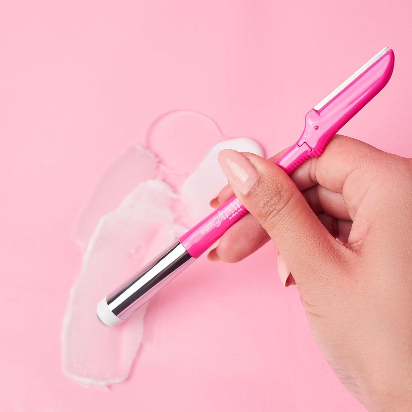 MakeUp Eraser Fuzz Eraser Dermaplaner 玫卡瑞丝二合一面部剃须刀和冷却眼部滚轮