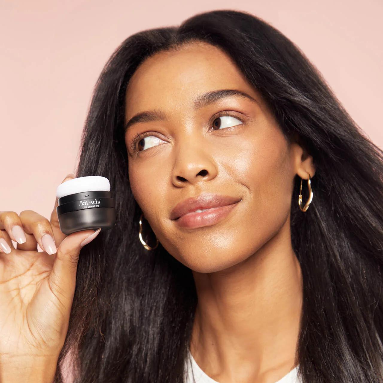 Kitsch Volumizing Rice Protein Dry Shampoo - Dark Tinted Powder 大米蛋白丰盈头发免洗干发蓬蓬粉-深色粉末