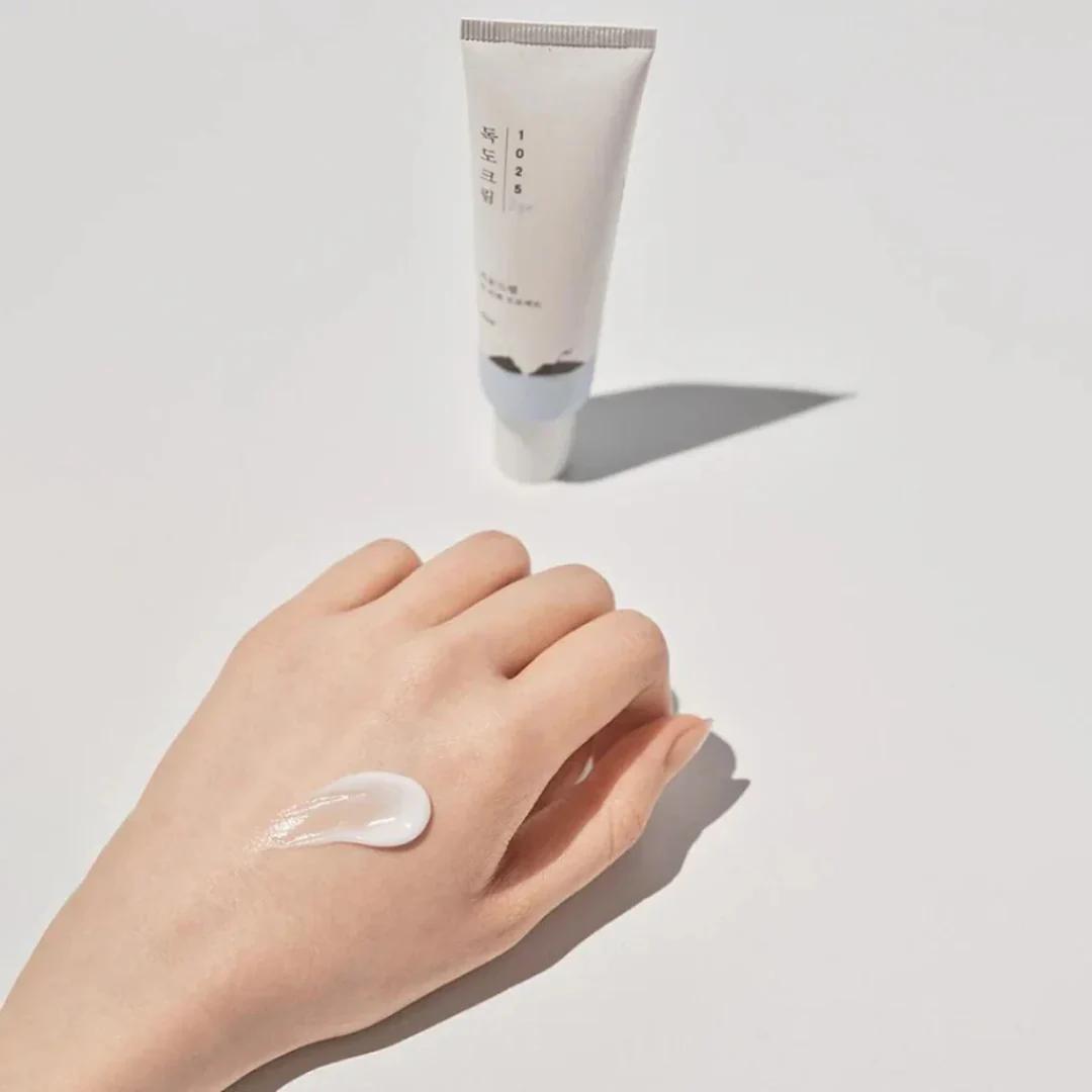 ROUND LAB Dokdo Moisturizing Eye Cream 柔莱恩保湿眼霜 30mL