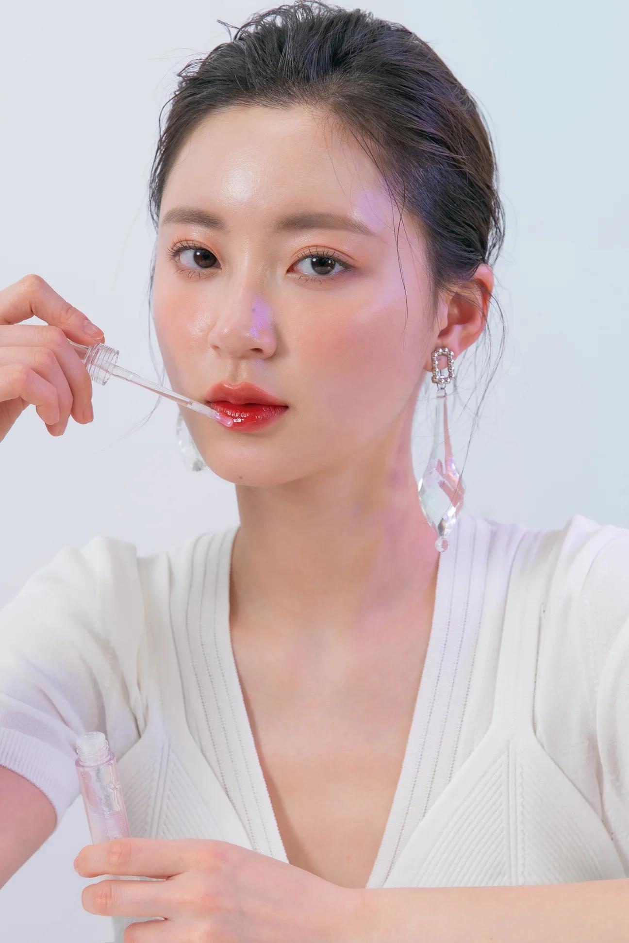 Rom&nd Glasting Water Gloss 柔魅得闪亮水光唇蜜 4.5g