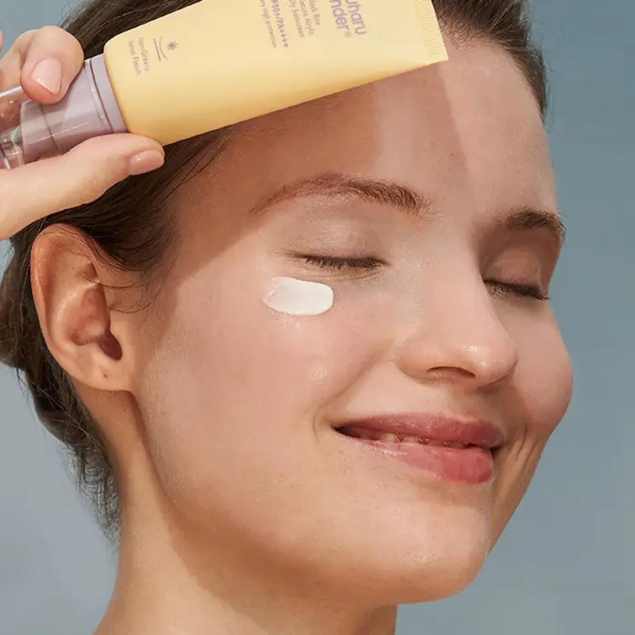 Haruharu WONDER Black Rice Moisture Airyfit Daily Sunscreen 物理化学防晒霜水润不黏腻 50ml