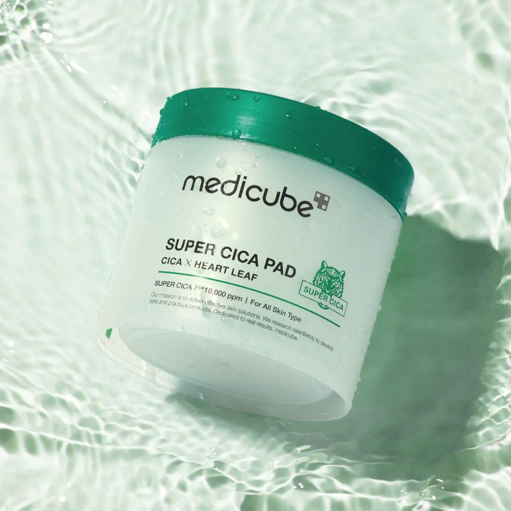 
                      
                        Medicube Super Cica Toner Pad 乐得积雪草面部爽肤棉 70pcs
                      
                    