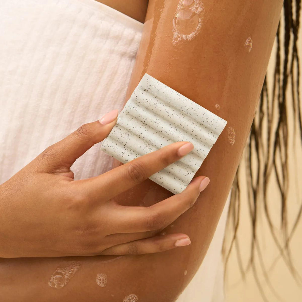 
                      
                        Kitsch Jojoba Bead Exfoliating Body Wash Bar 去角质沐浴露
                      
                    