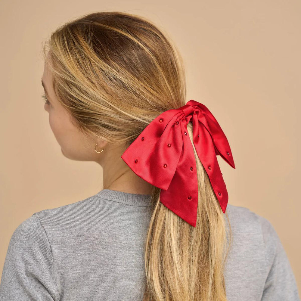 
                      
                        Kitsch Holiday Satin & Rhinestone Bow Scrunchie 缎面水钻蝴蝶结发圈
                      
                    