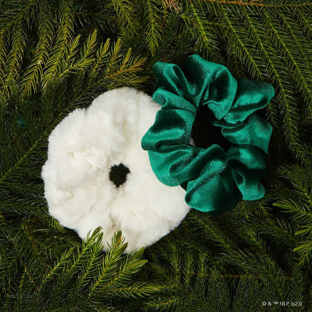 
                      
                        Kitsch Elf Scrunchies 2pc White & Green 人造毛皮和天鹅绒发圈 2件（绿色和白色）
                      
                    