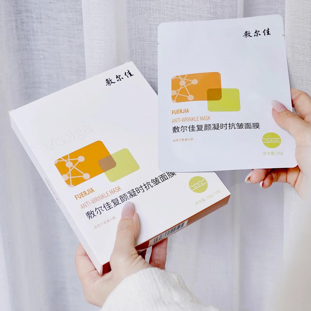 
                      
                        Voolga Anti-Wrinkle Mask To Tighten Skin 敷尔佳复颜凝时抗皱面膜 26g x 5
                      
                    