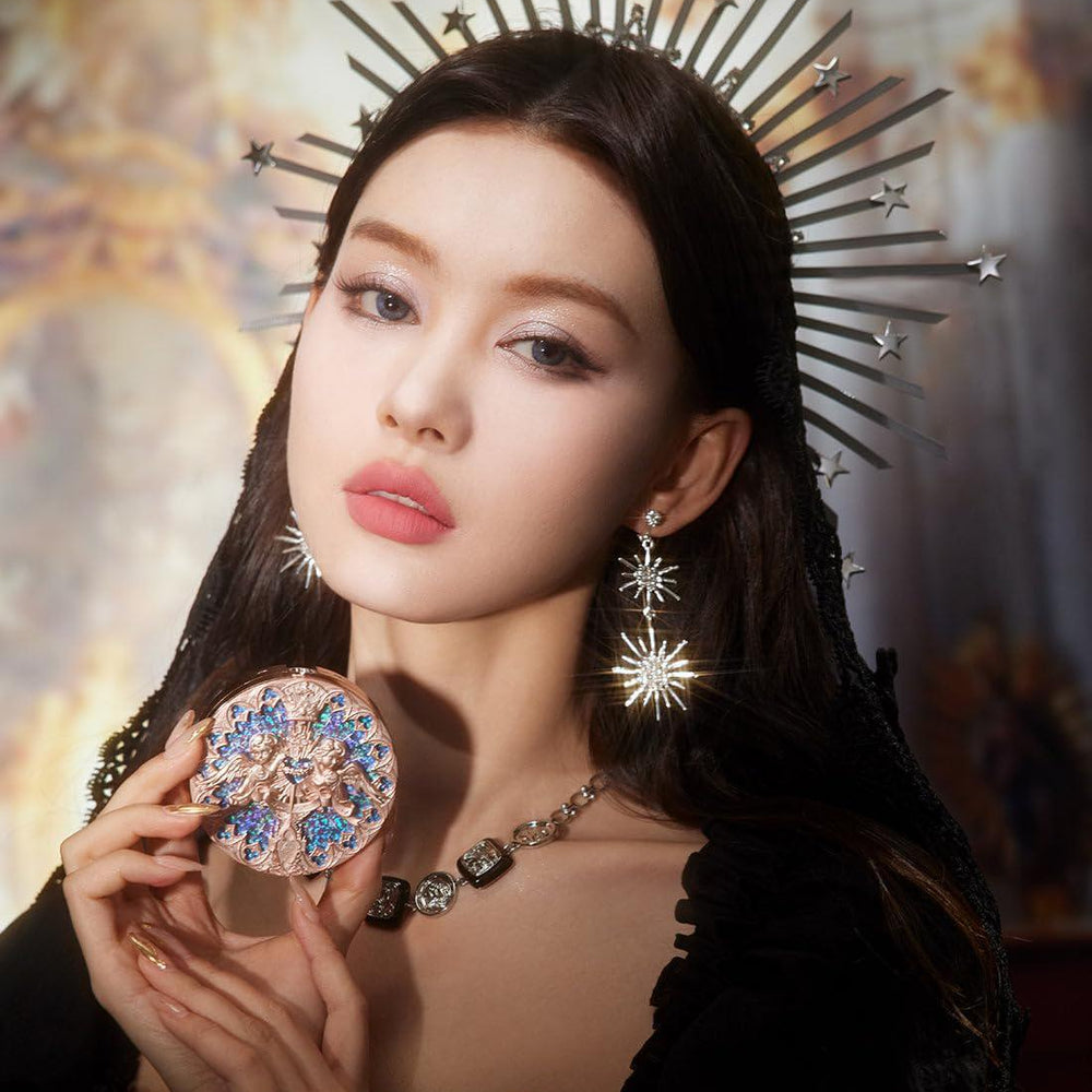 
                      
                        Flower Knows Angel Series embossed highlighter 花知晓小天使浮雕高光盘 8g
                      
                    