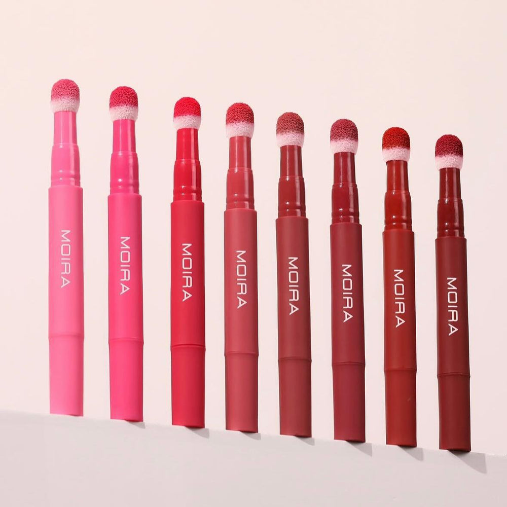 
                      
                        MOIRA Display Cushion Kiss Lip Cream 柔雾气垫唇釉
                      
                    