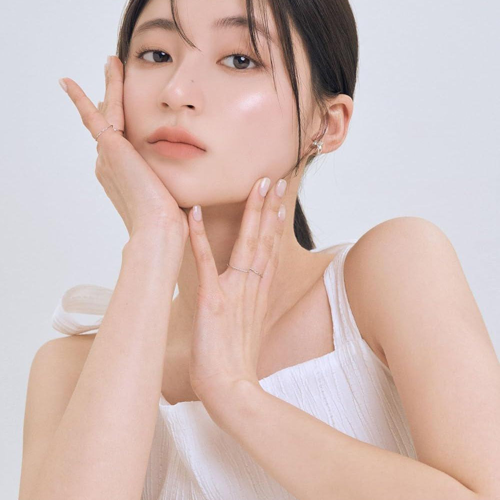 
                      
                        Rom&nd See-Through Veilighter 柔魅得透明纱雾珠光高光
                      
                    