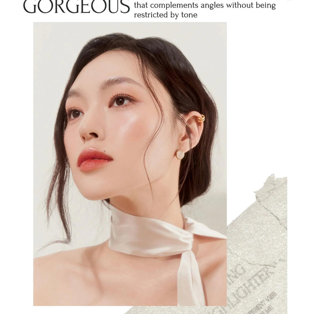 
                      
                        Muzigae Mansion Fitting Highlighter 韩国Muzigae Mansion三角形旋转高光粉 5g
                      
                    