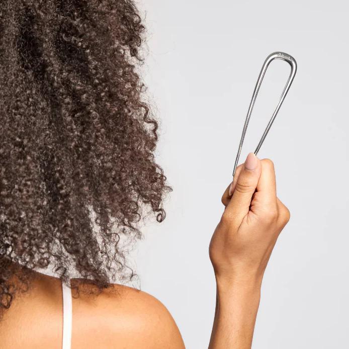 
                      
                        Kitsch French Hair Pin 金属法式盘发发夹
                      
                    