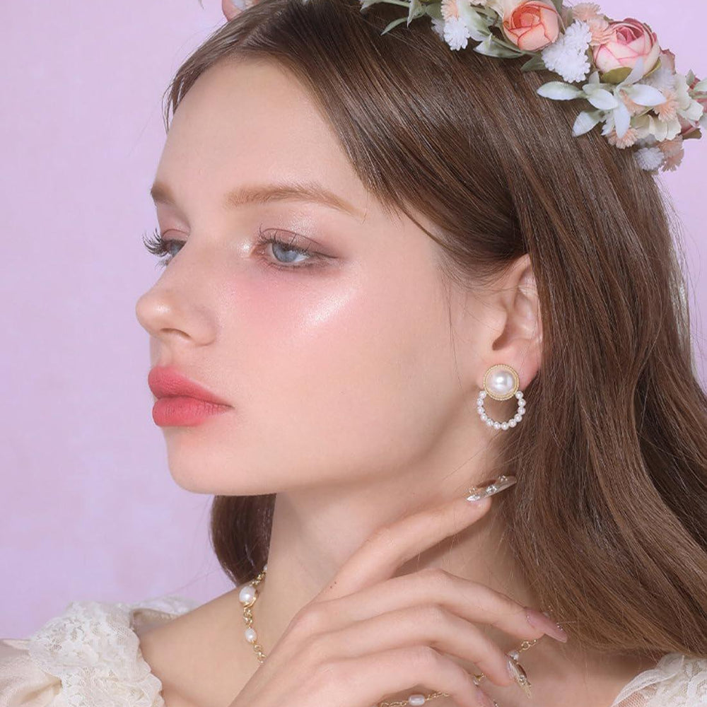 
                      
                        Flower Knows Angel Series embossed highlighter 花知晓小天使浮雕高光盘 8g
                      
                    