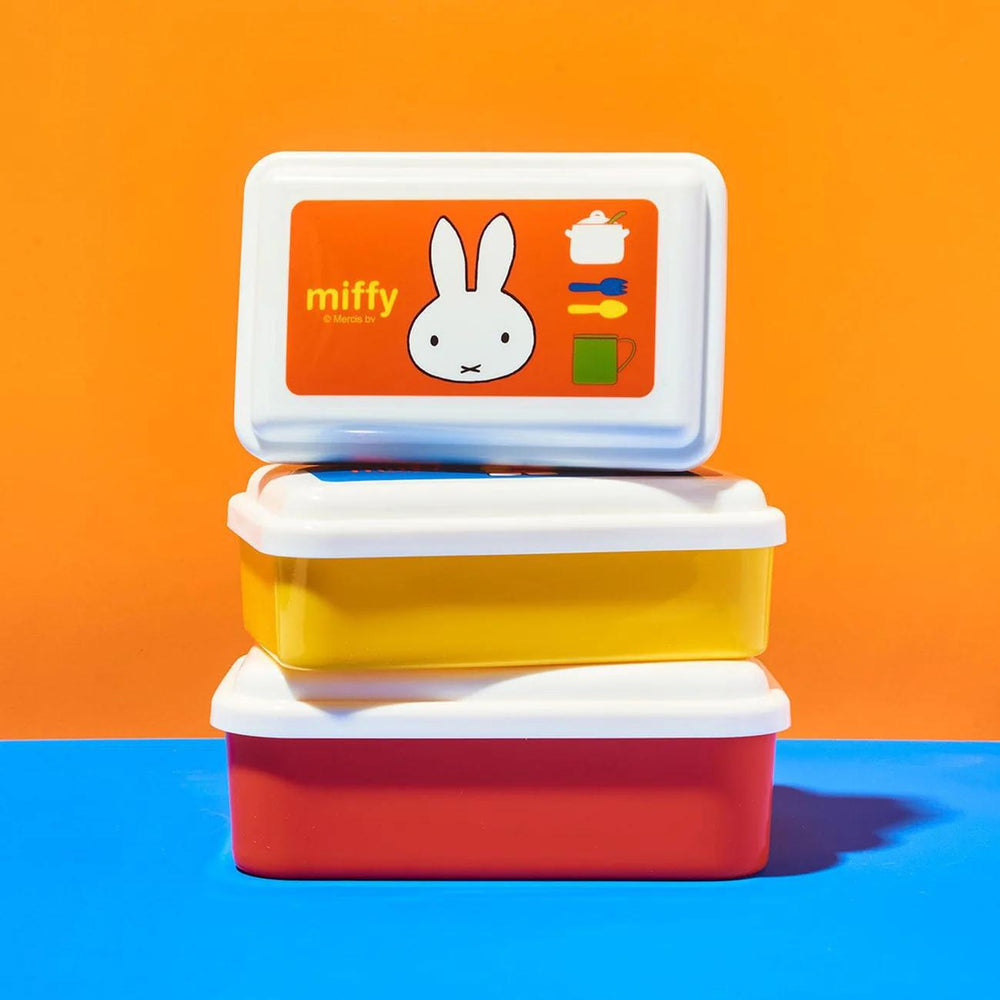 
                      
                        Skater Miffy Food Container 3pc Set 斯凯达米菲食品容器便当午餐盒3件套
                      
                    