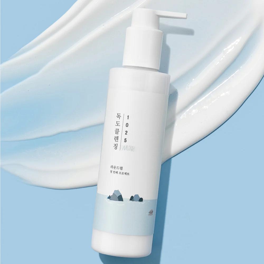 
                      
                        ROUND LAB 1025 Dokdo Cleansing Milk 柔莱恩卸妆乳 200mL
                      
                    