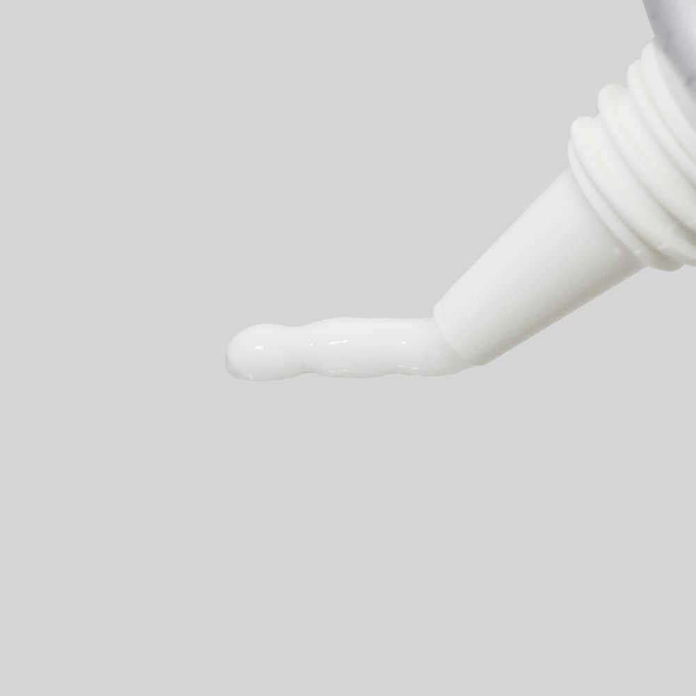 
                      
                        Rohto Melano CC Vitamin CC Brightening Essence 乐敦维生素C保湿面霜 23g
                      
                    