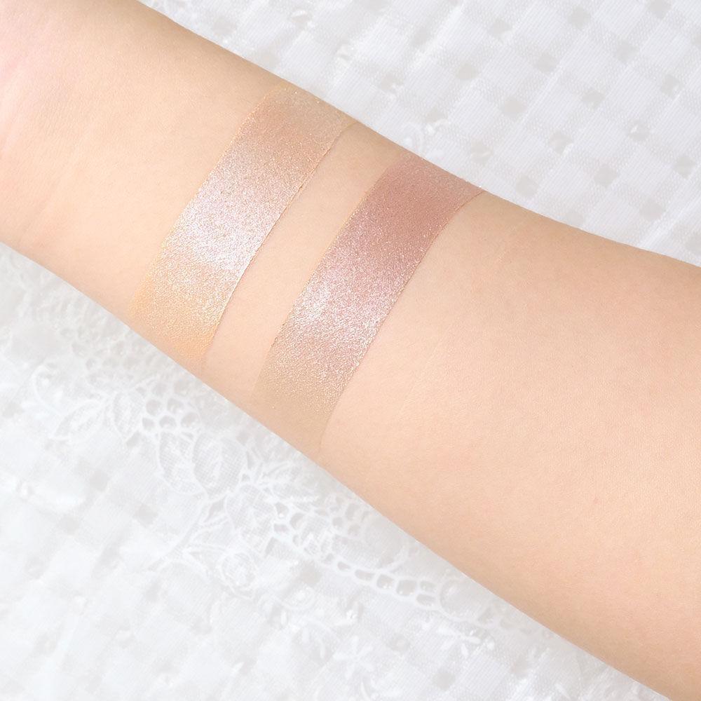 
                      
                        CANMAKE Lamé Mania 井田水润光泽闪光眼影
                      
                    