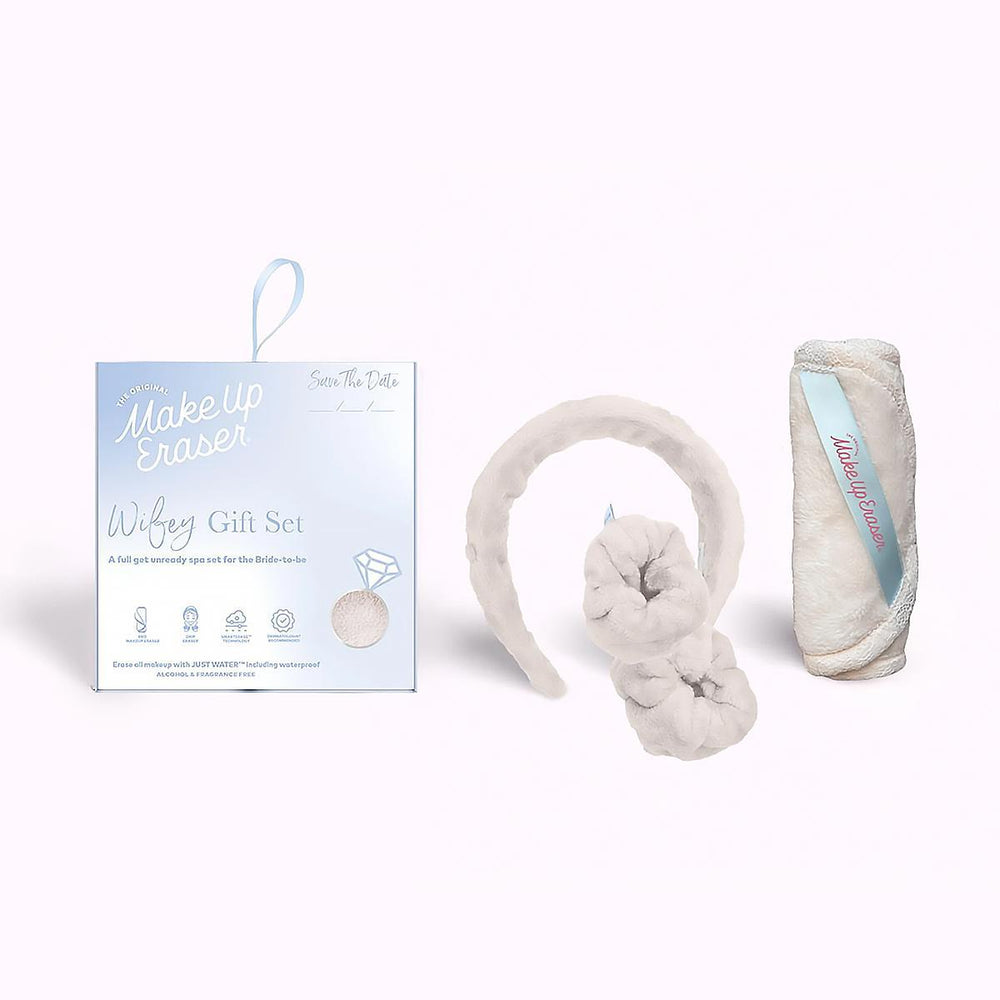 
                      
                        MakeUp Eraser Wifey 4pc Gift Set 玫卡瑞丝卸妆清洁礼盒4件套装
                      
                    