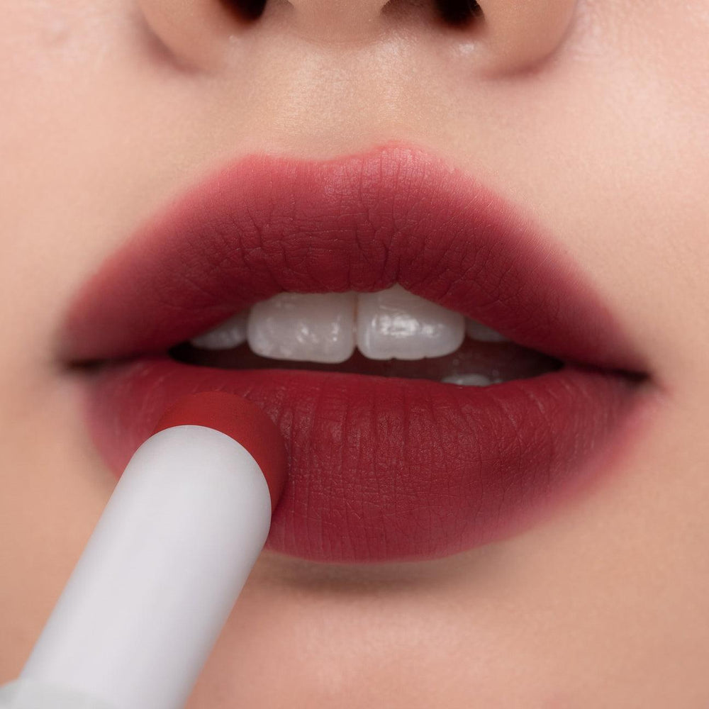 
                      
                        Rom&nd Zero Matte Lipstick 韩国Romand雾面哑光丝绒唇膏
                      
                    
