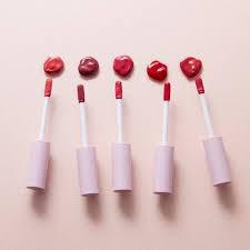 
                      
                        Daisy Doll Watery Lip Tint
                      
                    