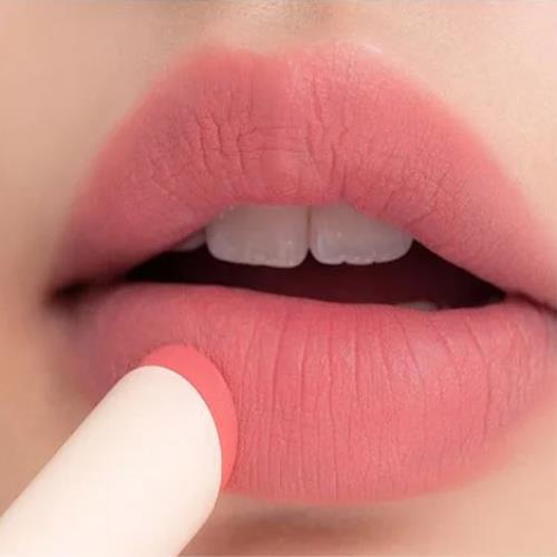 
                      
                        Rom&nd Zero Matte Lipstick 韩国Romand雾面哑光丝绒唇膏
                      
                    